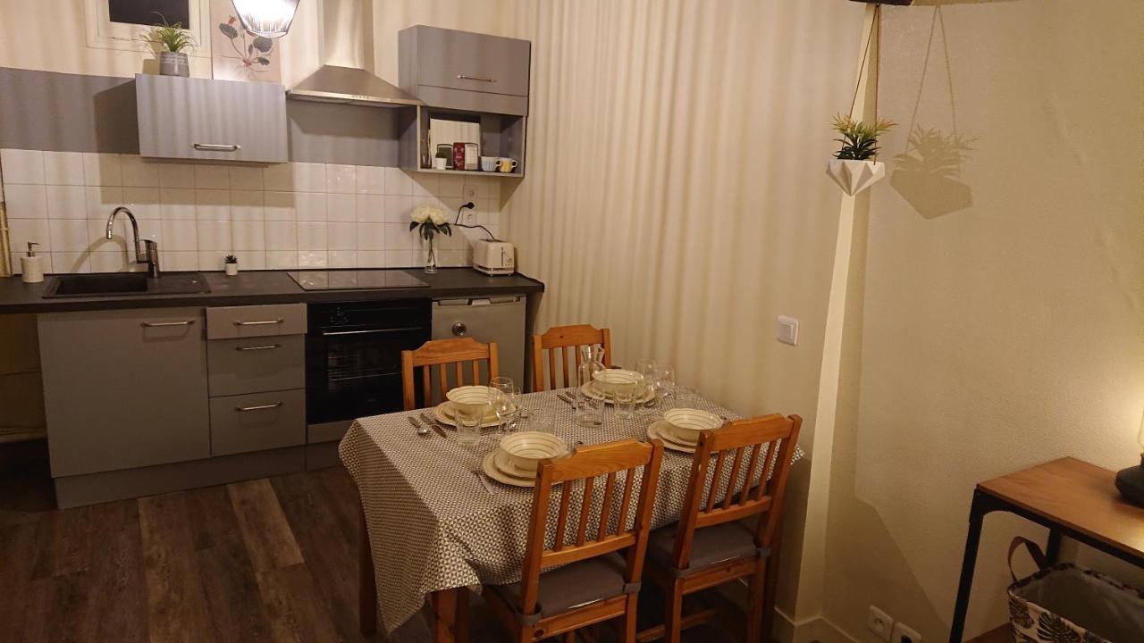 Nuits Au Grenier De Chartres Apartment Exterior photo